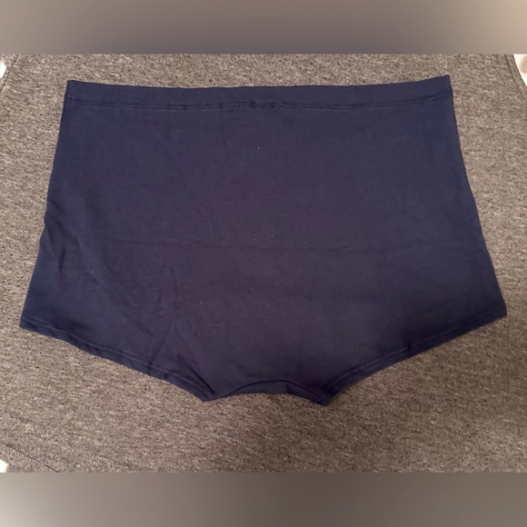 NWT~VS PINK BoyShort Underwear - Picture 2 of 5